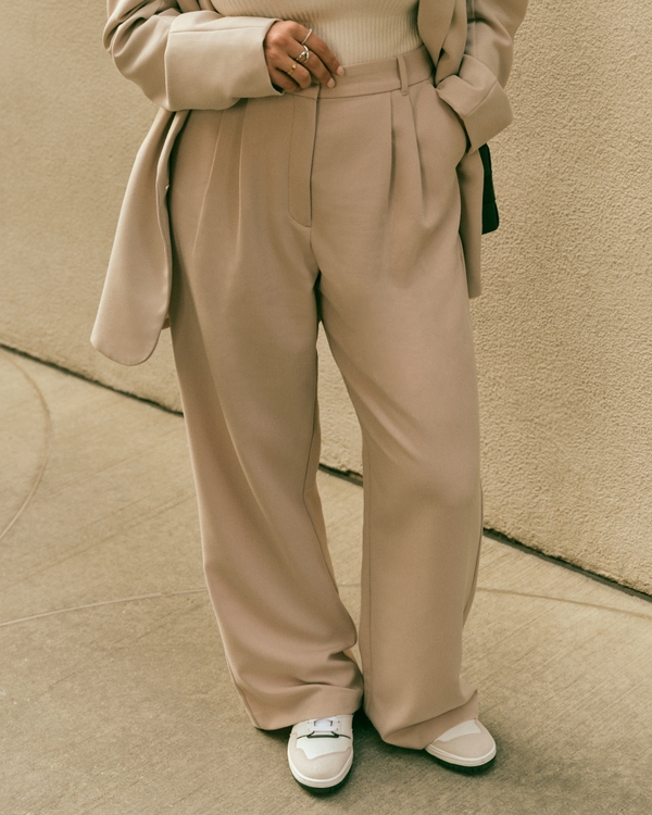 Curve Love A&F Sloane Tailored Wide Leg Pant, Light Taupe view 1
